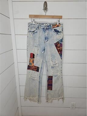 Vintage Almost Famous size 11 light wash distressed frayed & patched denim jeans